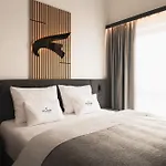 Falcon Pure - Summercard Included Hotel