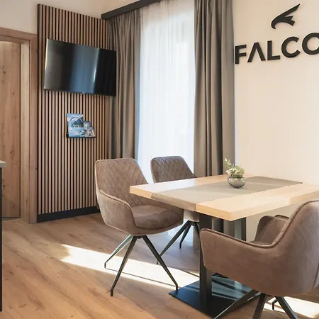 Falcon Pure Neueröffnung! Kaprun