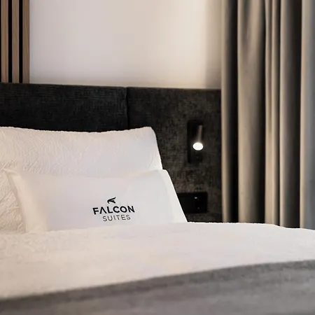 Falcon Pure - Summercard Included Hotel *