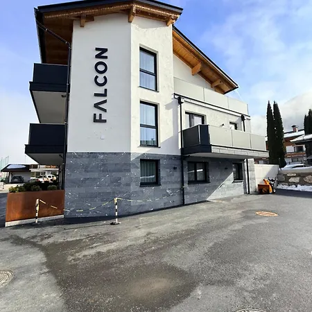 Falcon Pure - Summercard Included Kaprun