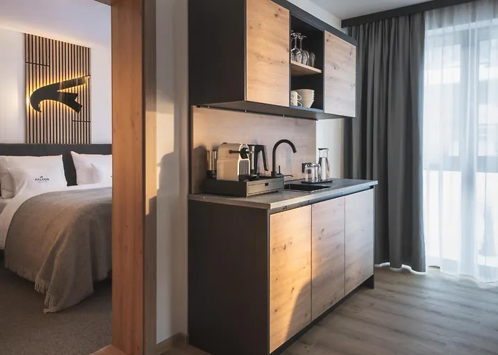 Hotel Falcon Pure Neueröffnung! *