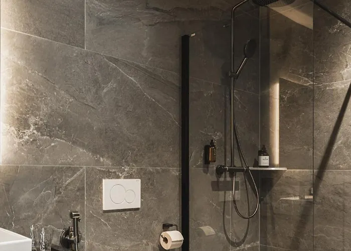 Falcon Pure - Summercard Included Отель *